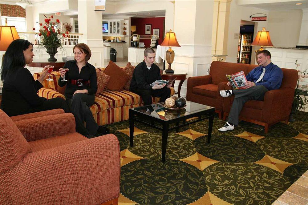 Hilton Garden Inn-Newburgh/Stewart Airport Интериор снимка