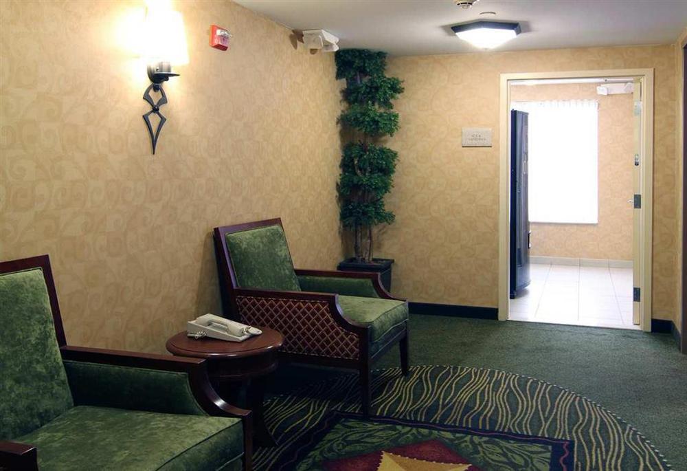 Hilton Garden Inn-Newburgh/Stewart Airport Интериор снимка