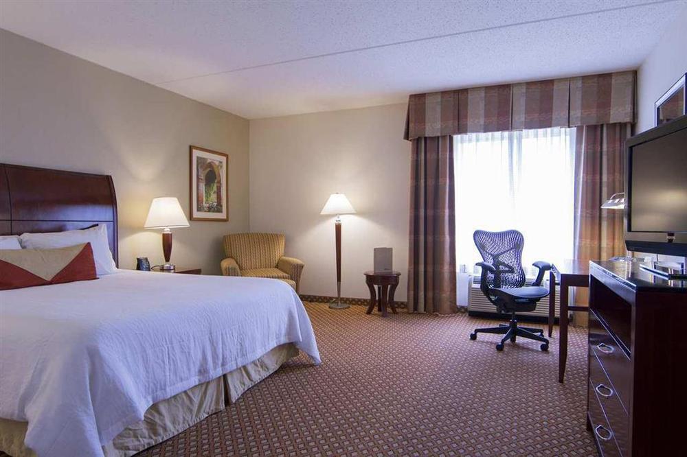 Hilton Garden Inn-Newburgh/Stewart Airport Стая снимка