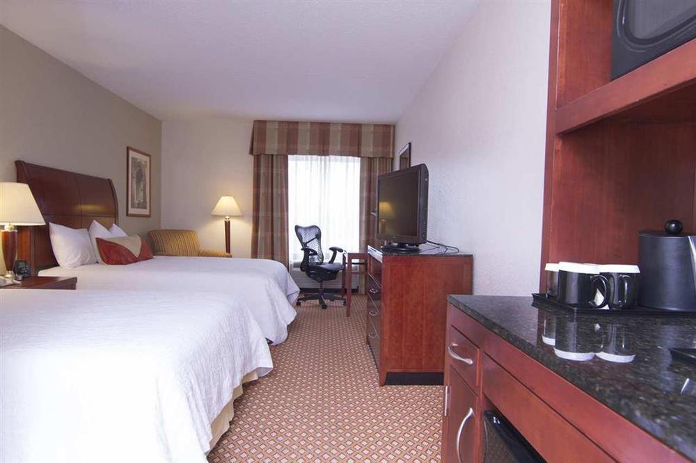Hilton Garden Inn-Newburgh/Stewart Airport Стая снимка